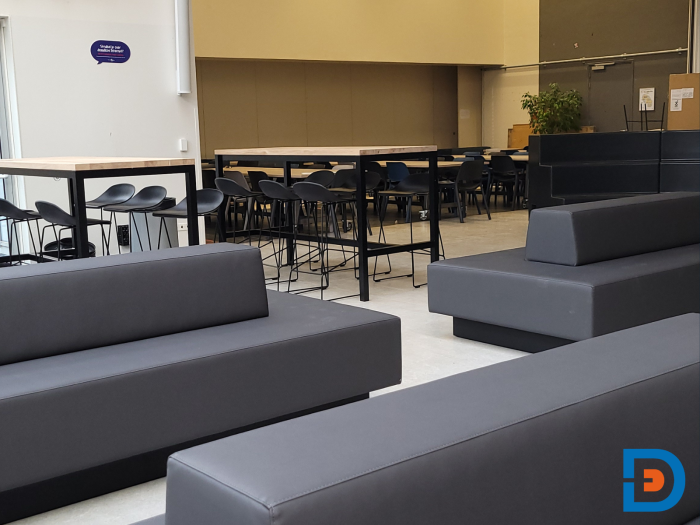 Comfortabele gestoffeerde ziteilanden voor een sfeervolle en flexibele zithoek